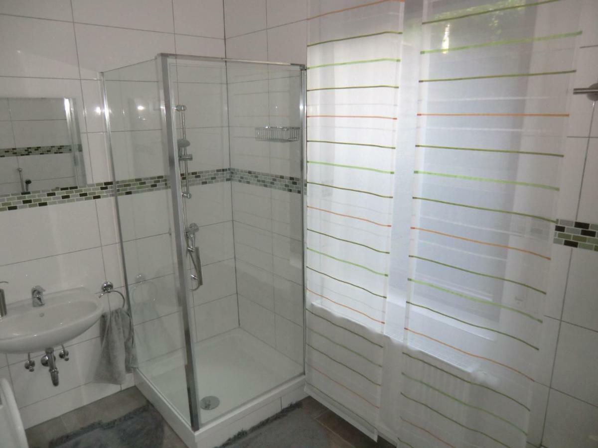 Ferienhaus Koenigreich - Dreistegen Моншау Екстериор снимка